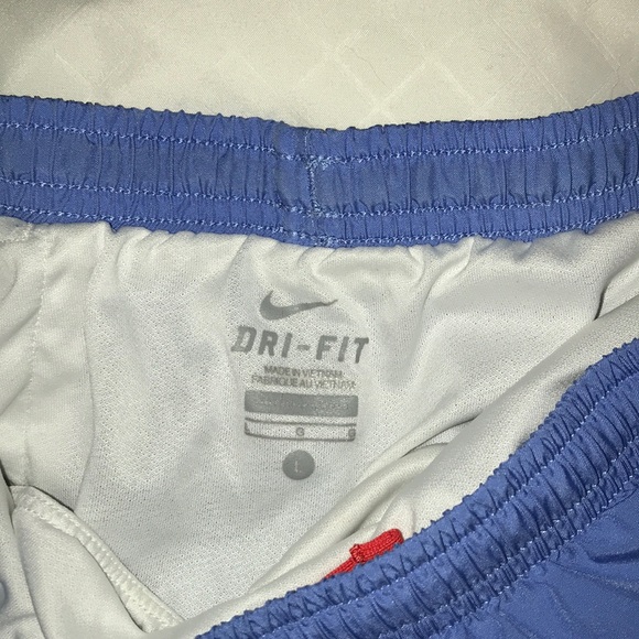Nike Shorts - Picture 2 of 2